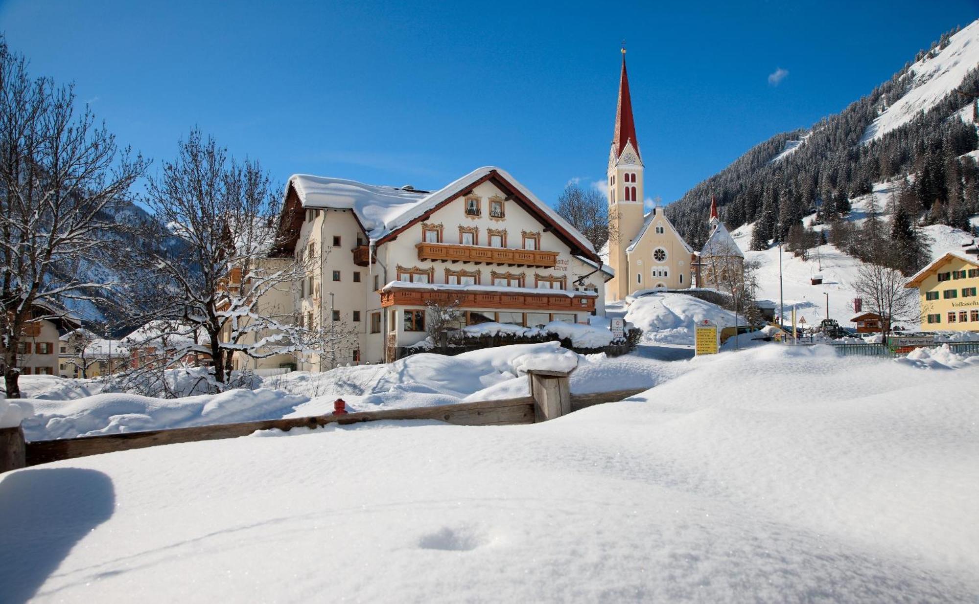 Gasthof Baren Hotel Holzgau Buitenkant foto